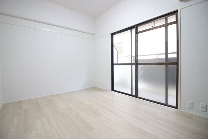 物件内観写真16　(居室)