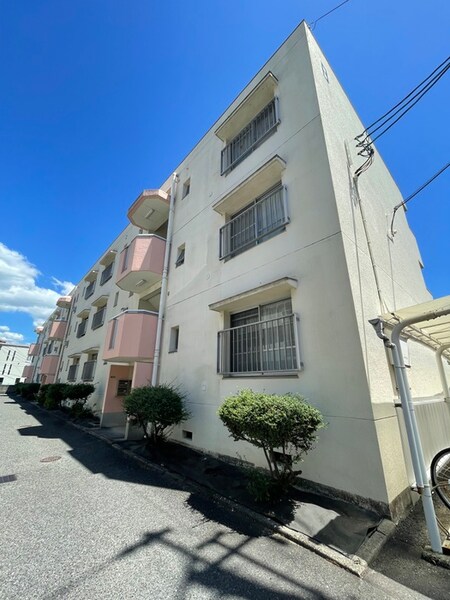 耕雲ハイツＢ棟外観写真