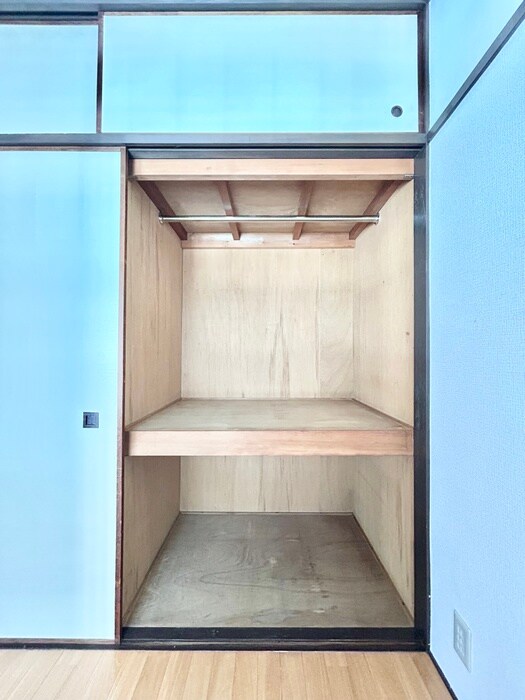 物件内観写真16　(収納)