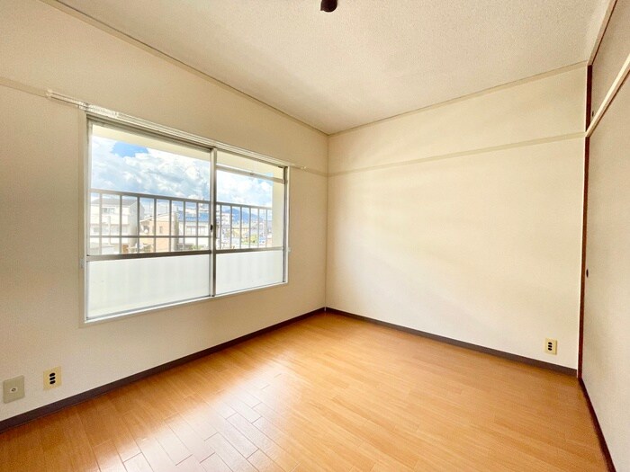 物件内観写真19　(居室)