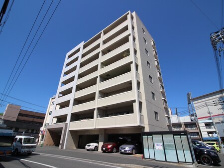 南苑マンション外観写真