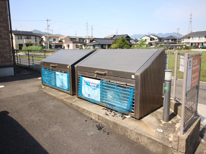 物件外観写真3　(建物設備)