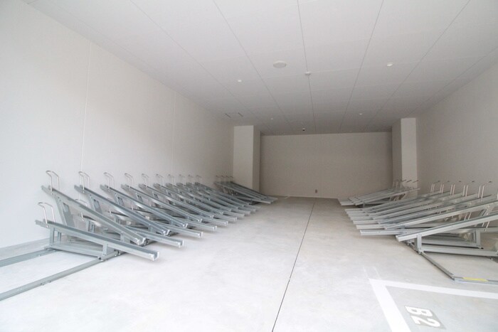 物件外観写真5　(駐輪場)