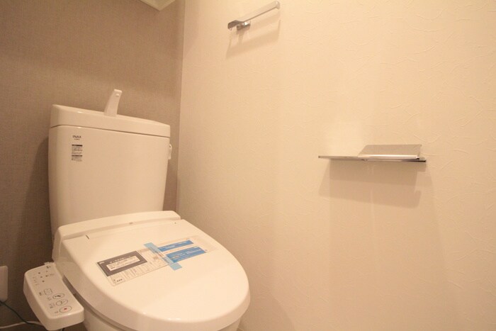 物件内観写真11　(トイレ)