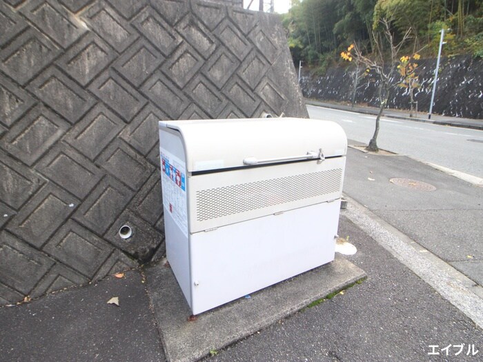 物件外観写真4　(建物設備)