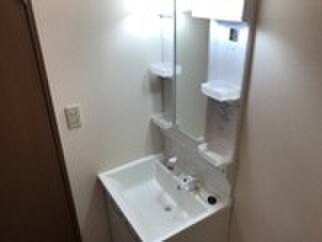 物件内観写真11　(洗面)