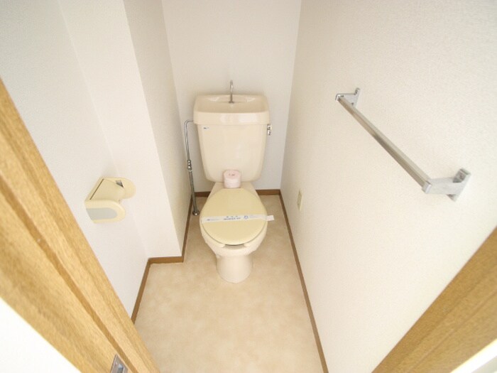 物件内観写真11　(トイレ)