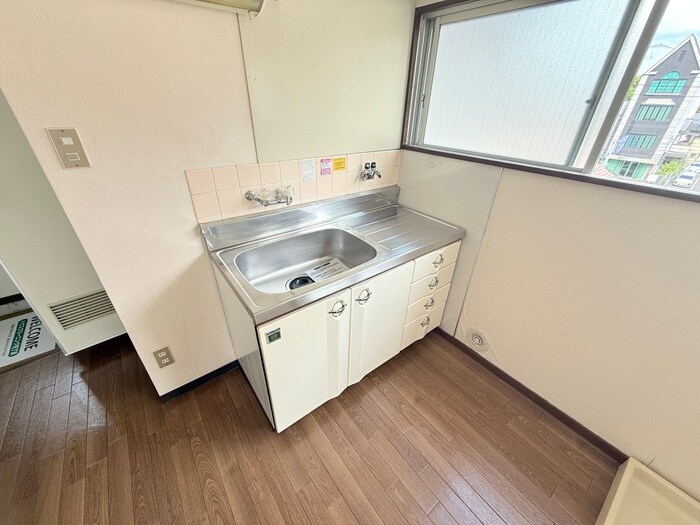 物件内観写真8　(キッチン)