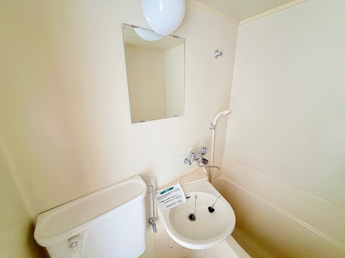 物件内観写真11　(洗面)