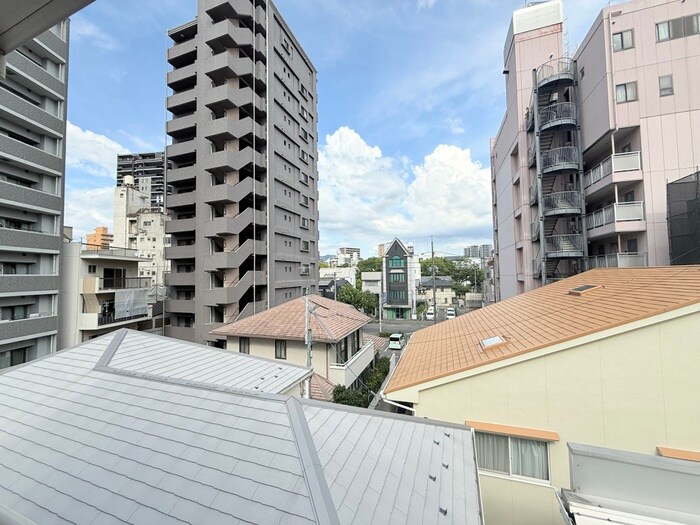 物件内観写真15　(室内からの展望)