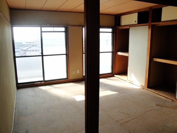 物件内観写真6　(居室)