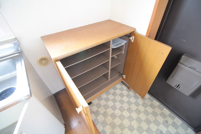 物件内観写真9　(靴箱)