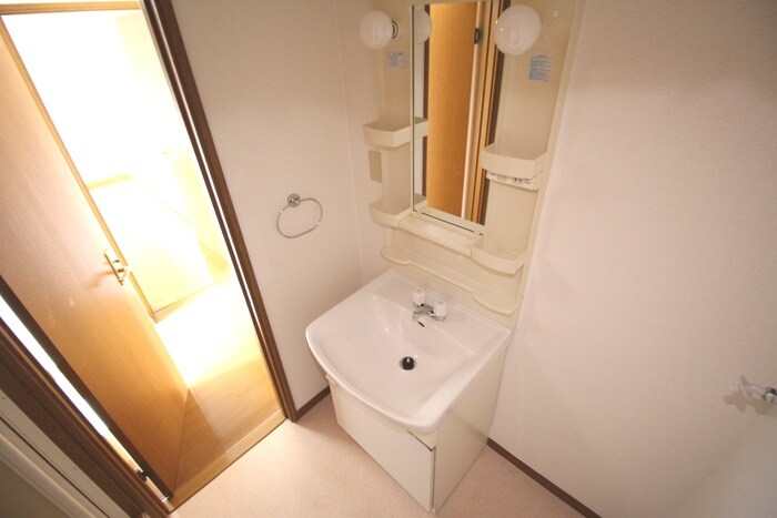 物件内観写真11　(洗面)