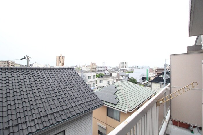 物件内観写真15　(室内からの展望)