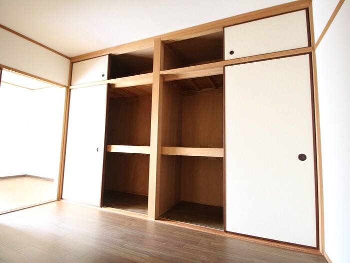 物件内観写真16　(収納)