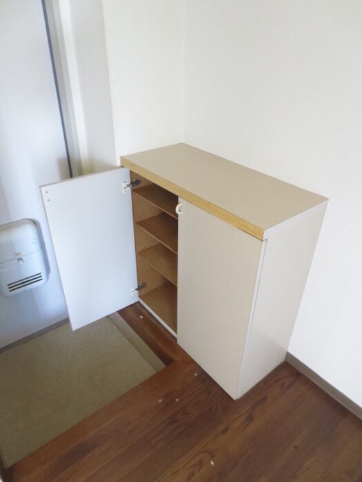 物件内観写真11　(靴箱)