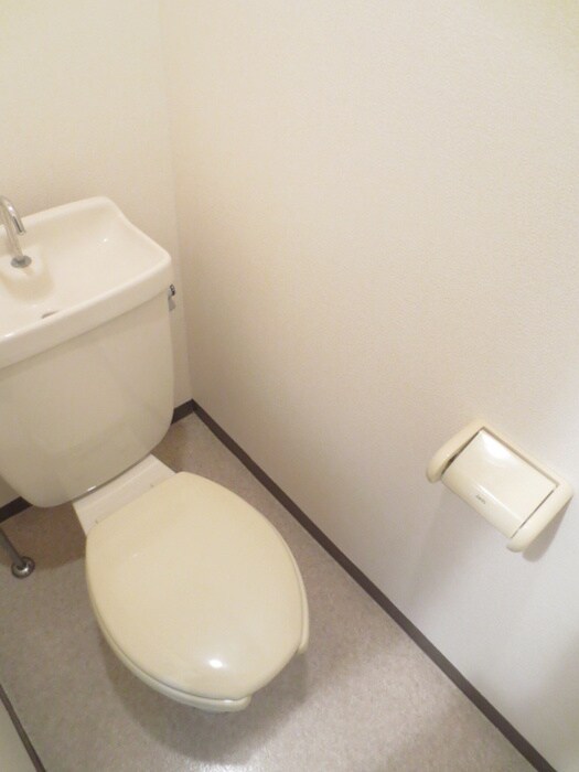 物件内観写真13　(トイレ)