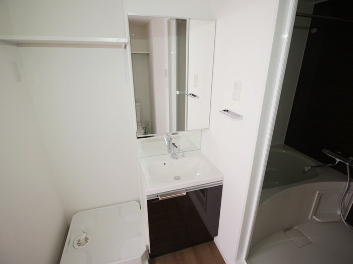 物件内観写真11　(洗面)