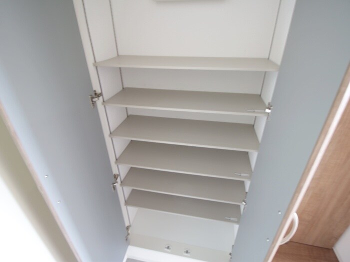 物件内観写真13　(靴箱)