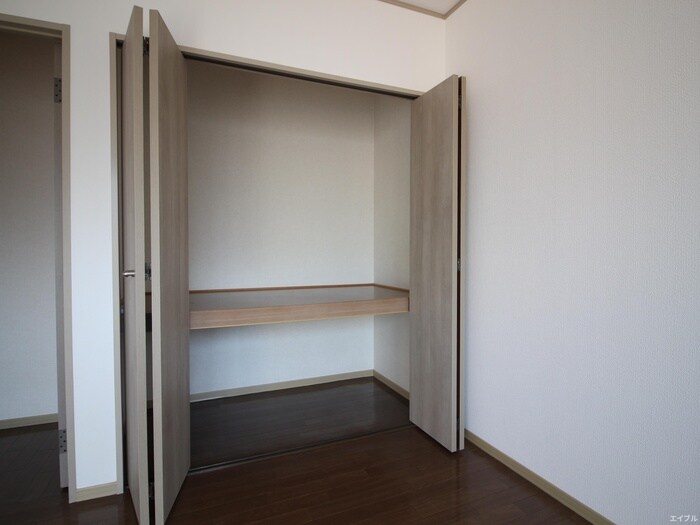 物件内観写真10　(収納)
