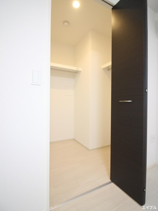 物件内観写真13　(収納)