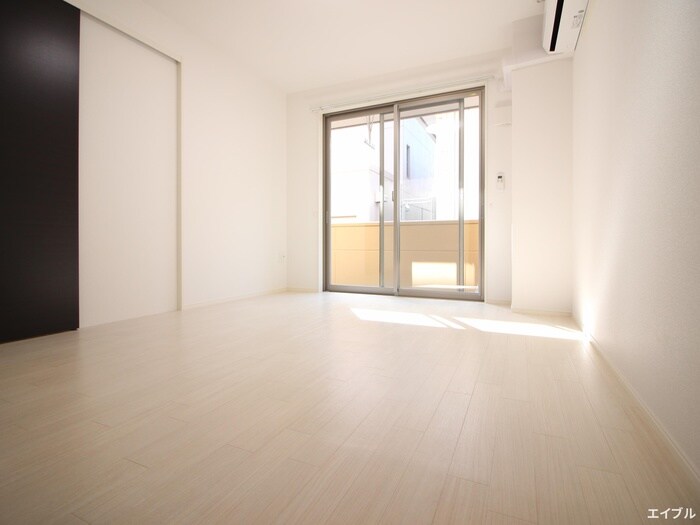 物件内観写真18　(居室)