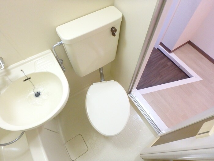 物件内観写真10　(トイレ)