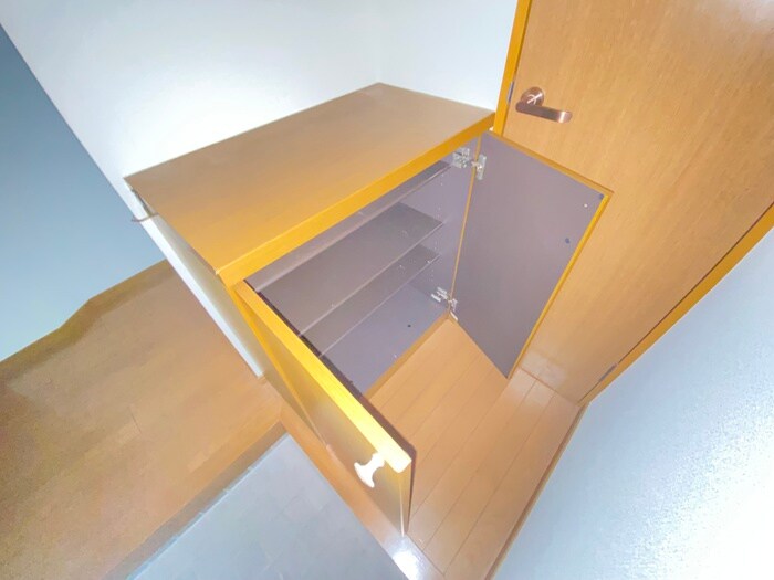 物件内観写真13　(靴箱)