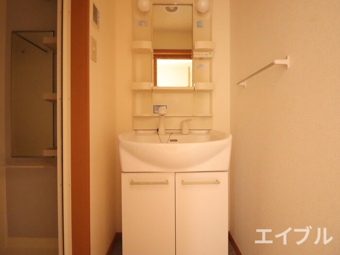 物件内観写真14　(洗面)