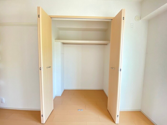 物件内観写真16　(収納)