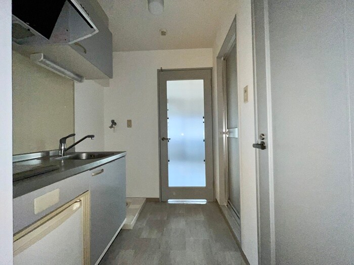 物件内観写真18　(廊下)