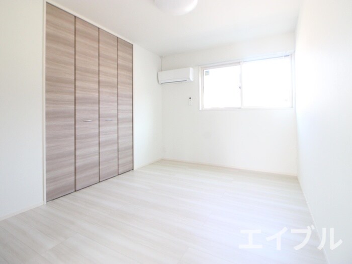 物件内観写真9　(居室)