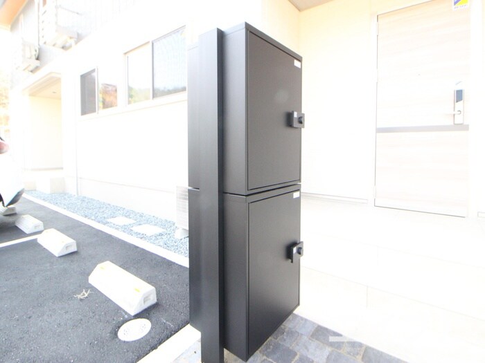 物件外観写真6　(建物設備)