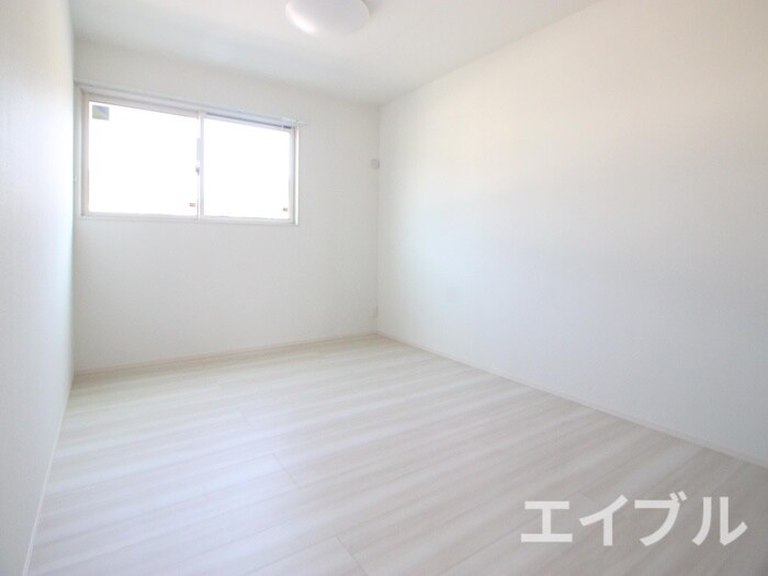 物件内観写真10　(居室)