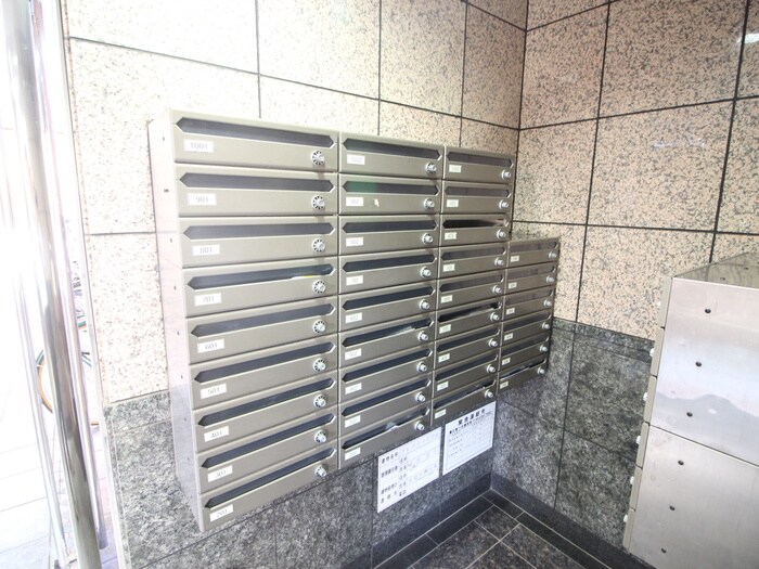 物件外観写真4　(建物設備)