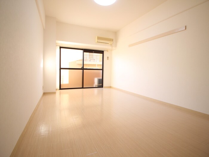 物件内観写真17　(居室)