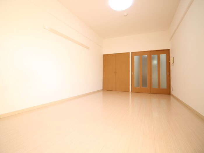 物件内観写真18　(居室)