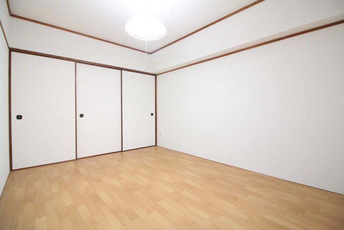 物件内観写真6　(居室)