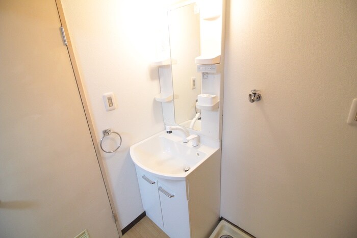 物件内観写真10　(洗面)