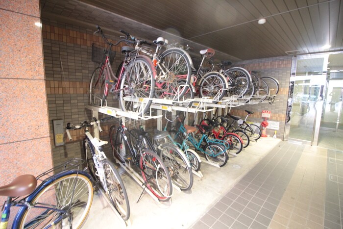 物件外観写真6　(駐輪場)