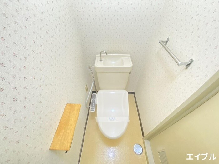 物件内観写真10　(トイレ)