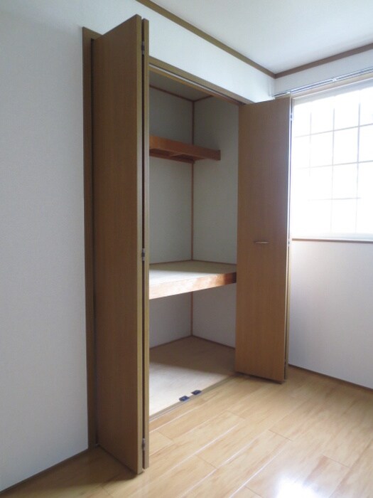 物件内観写真14　(収納)