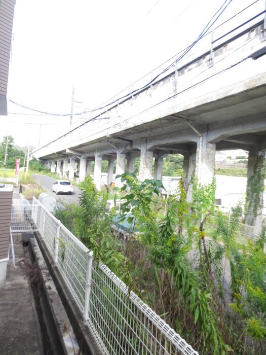 物件内観写真21　(室内からの展望)