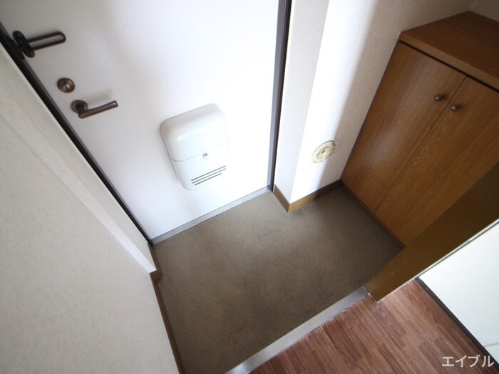 物件内観写真14　(玄関)