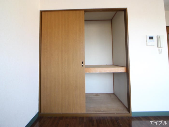 物件内観写真18　(収納)