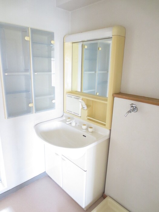 物件内観写真11　(洗面)