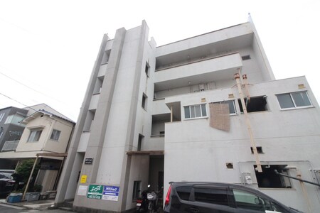 栄マンション外観写真