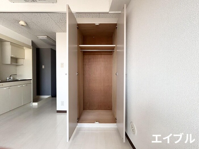 物件内観写真15　(収納)