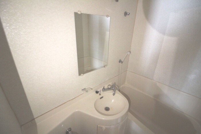 物件内観写真10　(洗面)