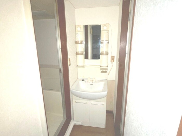 物件内観写真12　(洗面)